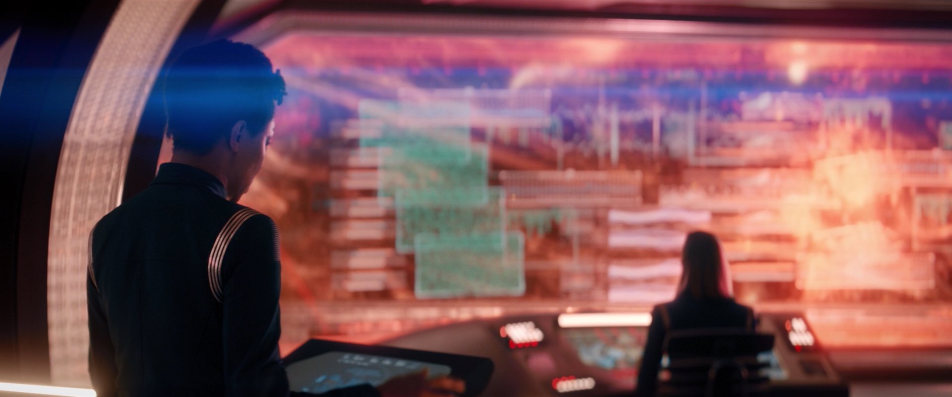 extant_StarTrekDiscovery_2x04-AnObolForCharon_04465.jpg