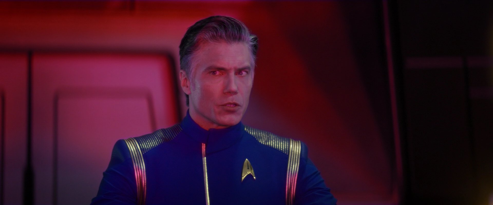extant_StarTrekDiscovery_2x04-AnObolForCharon_04472.jpg