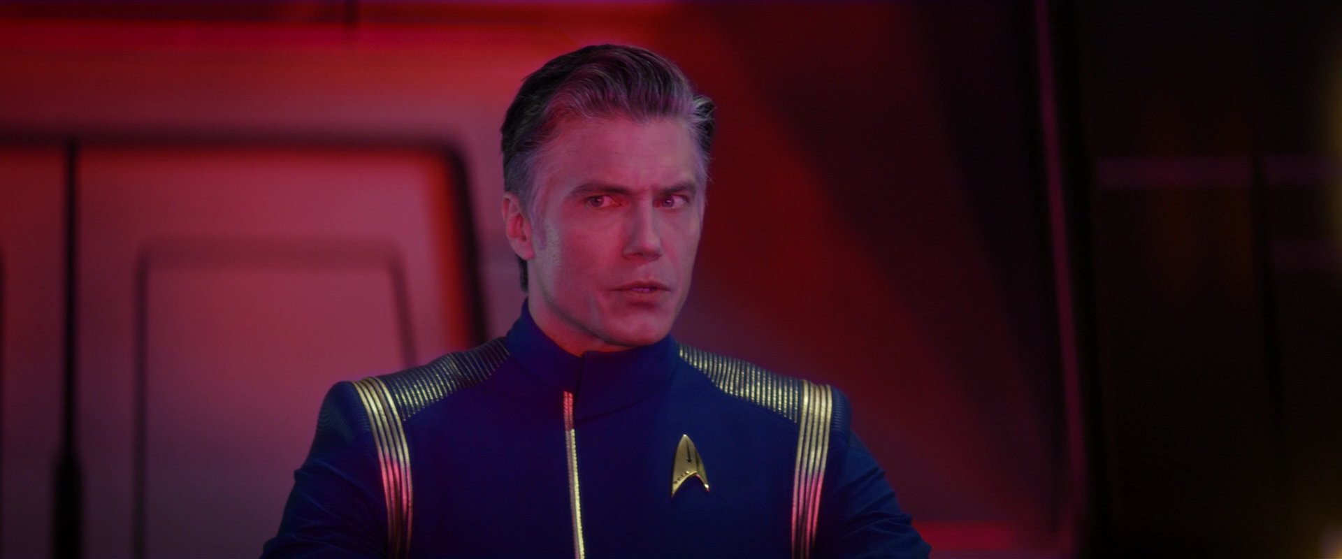 extant_StarTrekDiscovery_2x04-AnObolForCharon_04473.jpg
