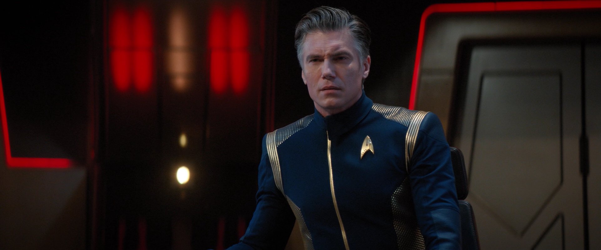 extant_StarTrekDiscovery_2x04-AnObolForCharon_04533.jpg