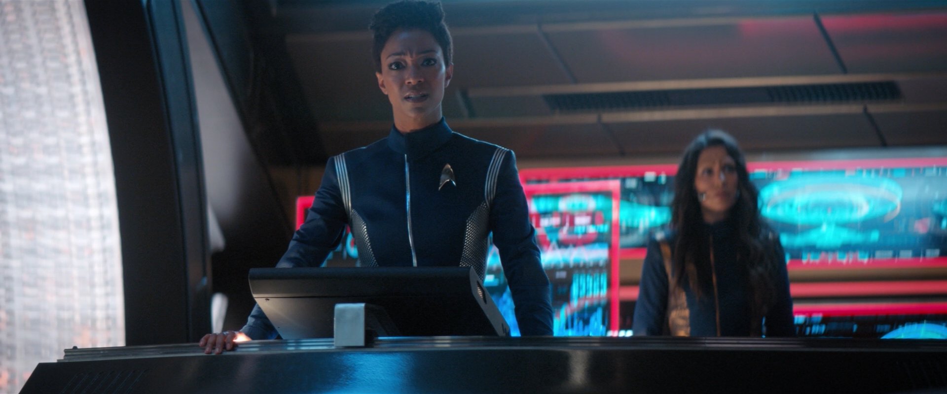 extant_StarTrekDiscovery_2x04-AnObolForCharon_04568.jpg