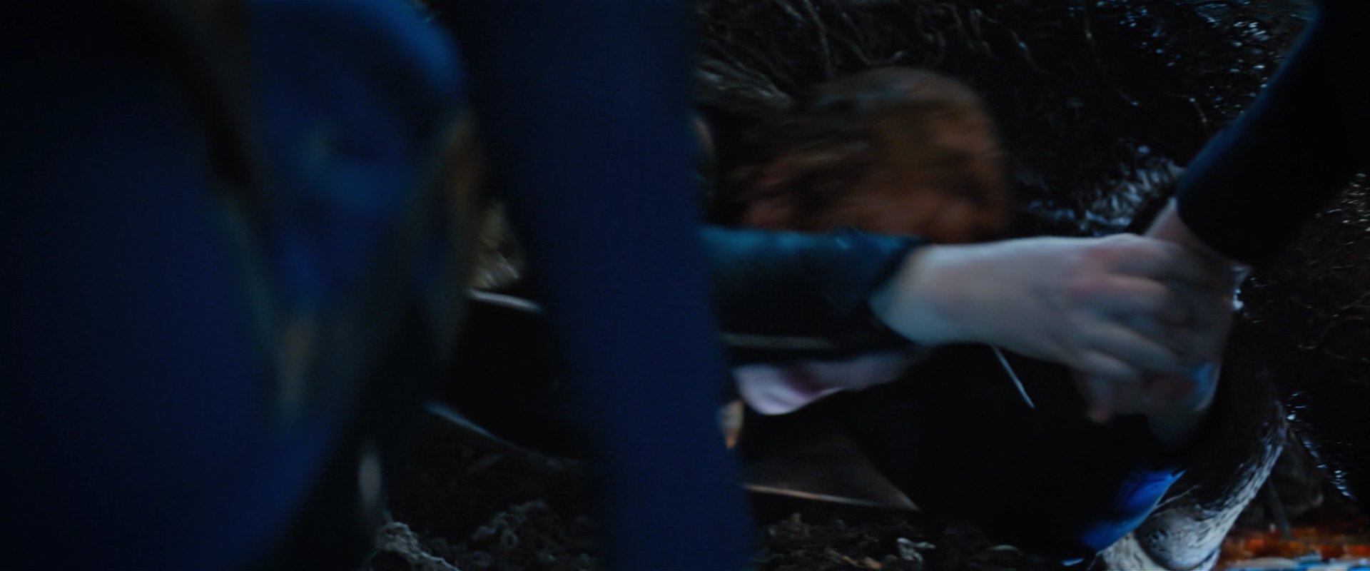 extant_StarTrekDiscovery_2x04-AnObolForCharon_04614.jpg