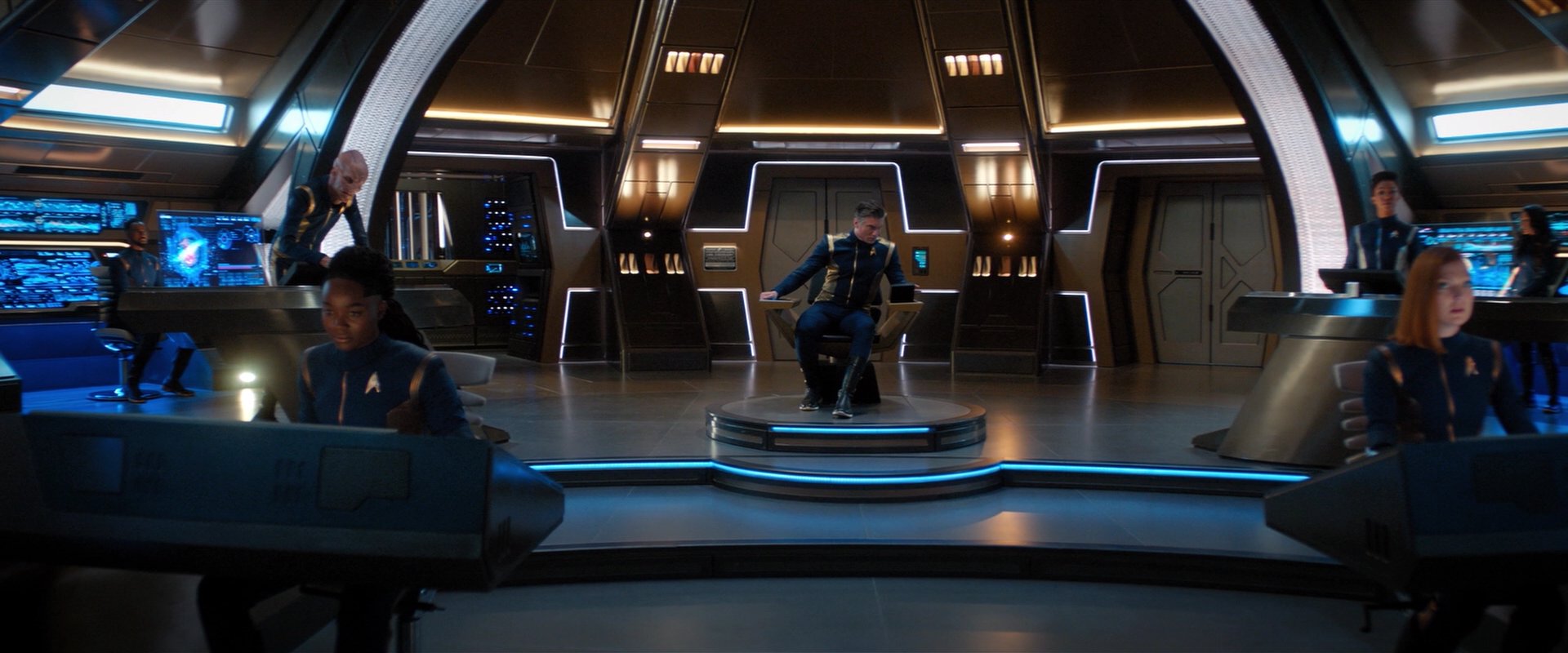 extant_StarTrekDiscovery_2x04-AnObolForCharon_04647.jpg