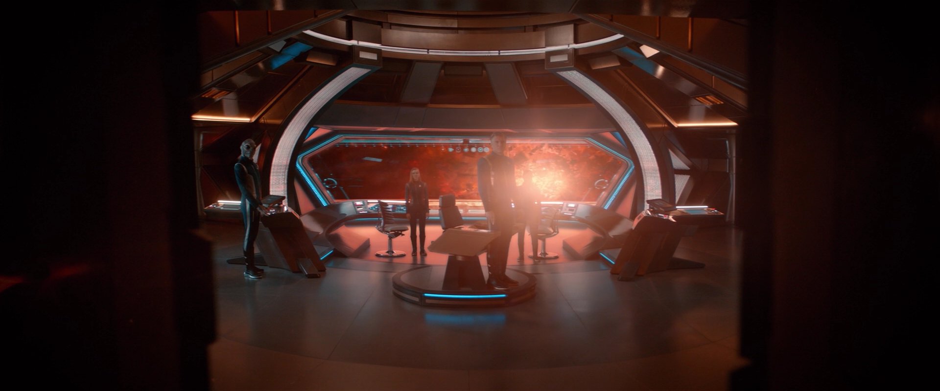 extant_StarTrekDiscovery_2x04-AnObolForCharon_04754.jpg