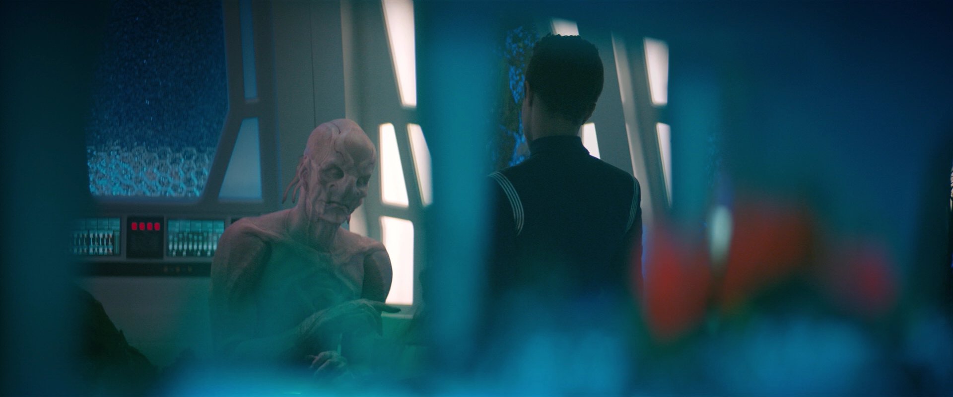 extant_StarTrekDiscovery_2x04-AnObolForCharon_04764.jpg