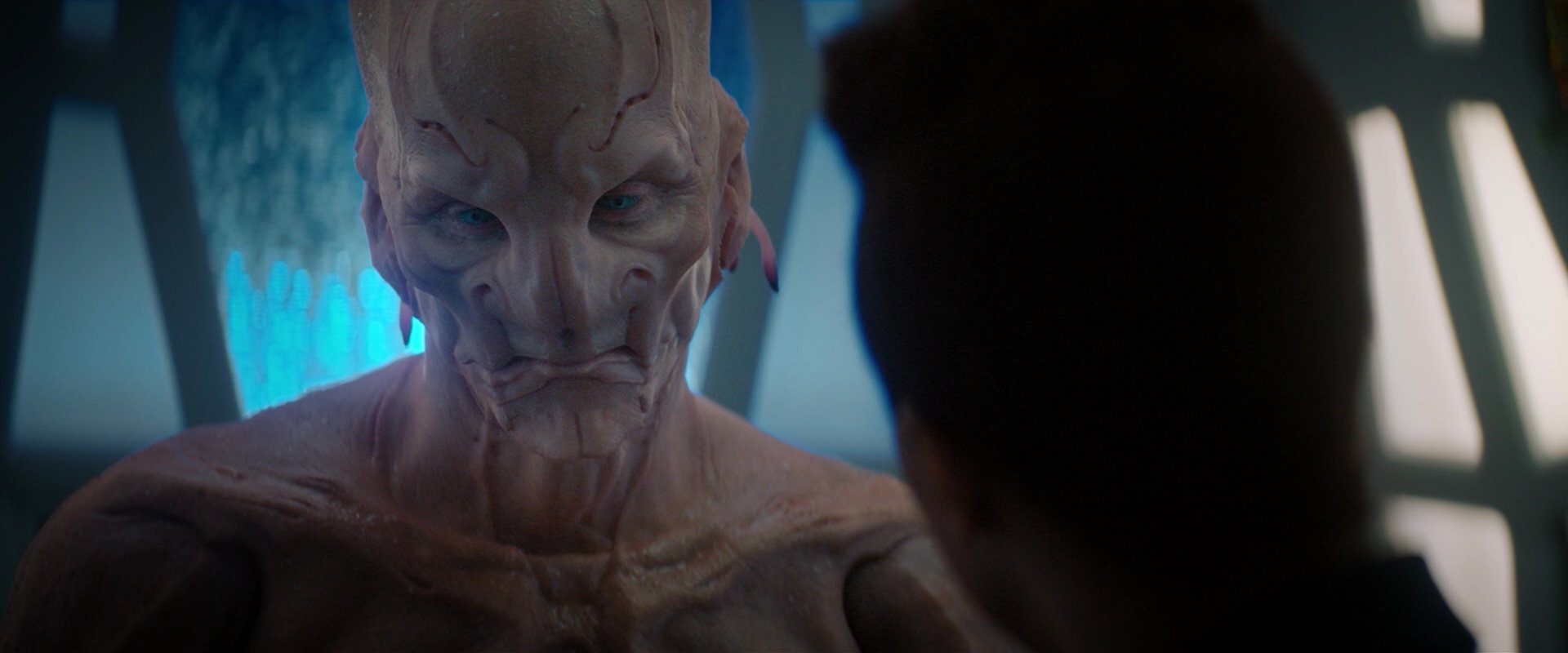extant_StarTrekDiscovery_2x04-AnObolForCharon_04852.jpg