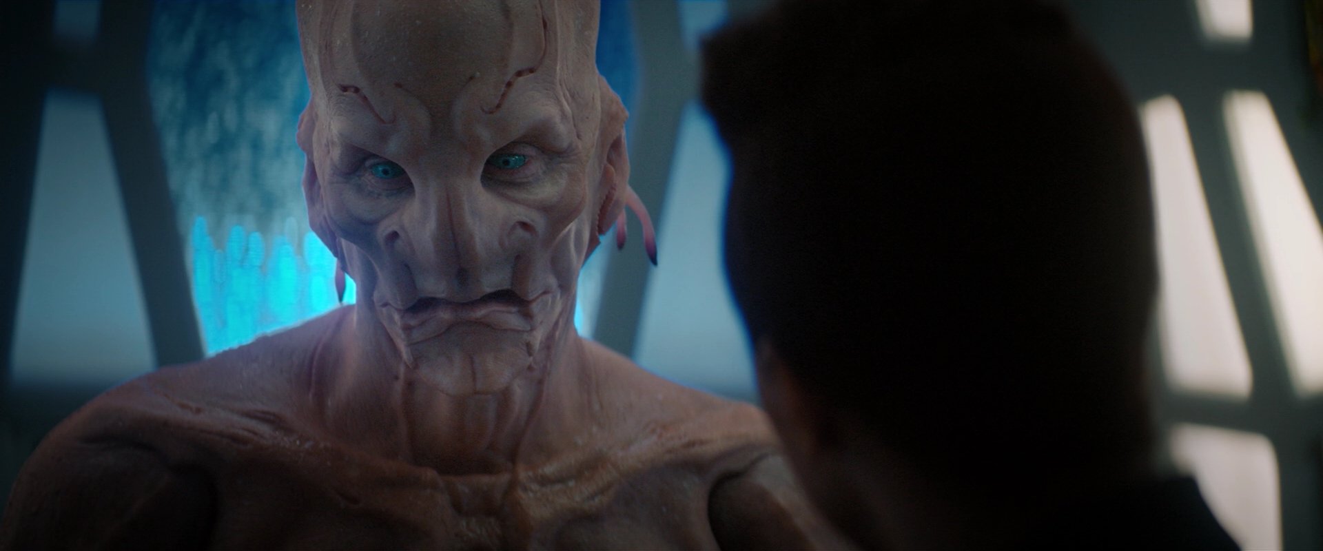 extant_StarTrekDiscovery_2x04-AnObolForCharon_04859.jpg