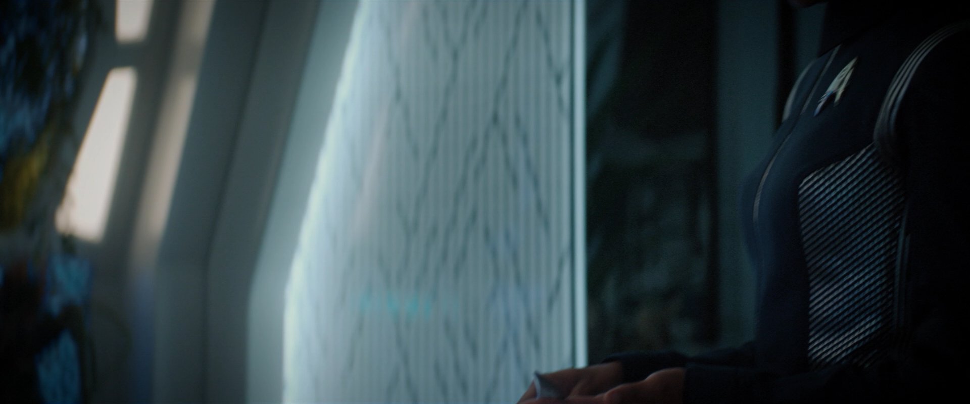 extant_StarTrekDiscovery_2x04-AnObolForCharon_04965.jpg