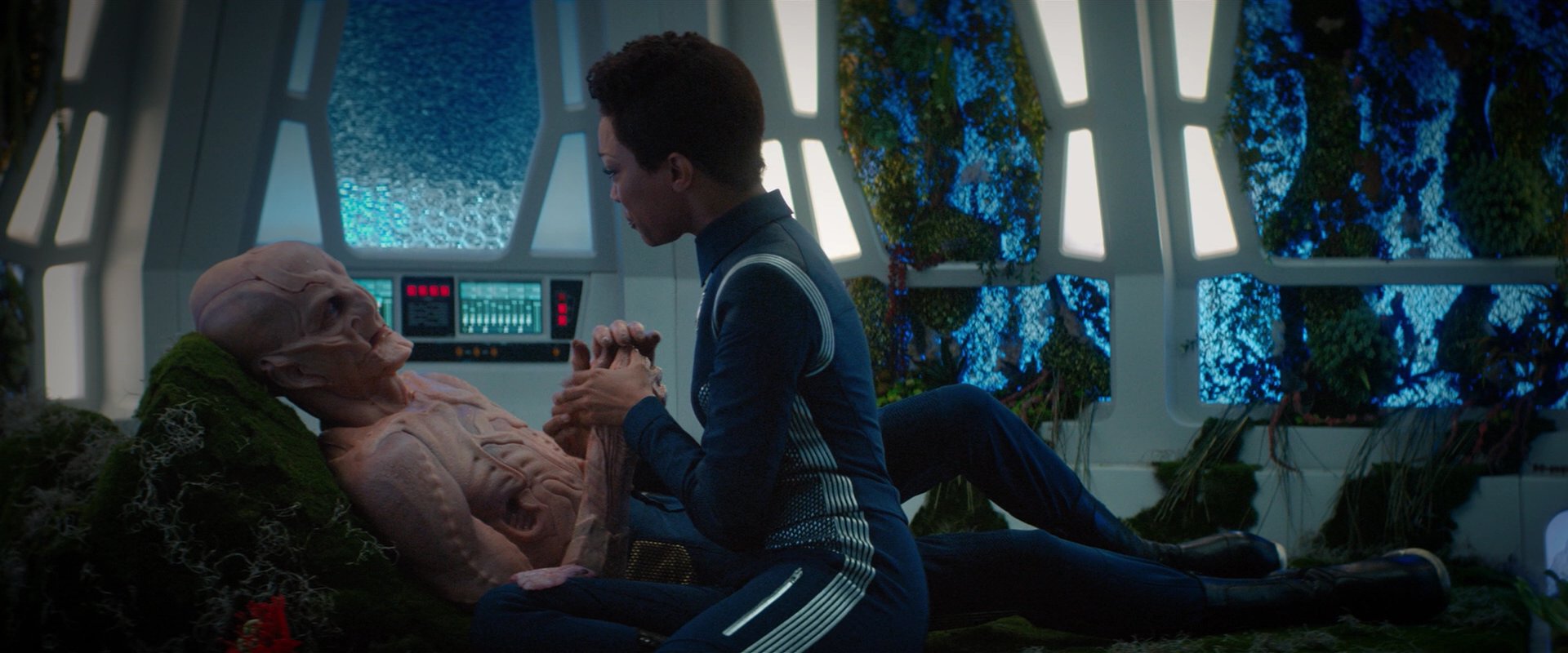 extant_StarTrekDiscovery_2x04-AnObolForCharon_05380.jpg