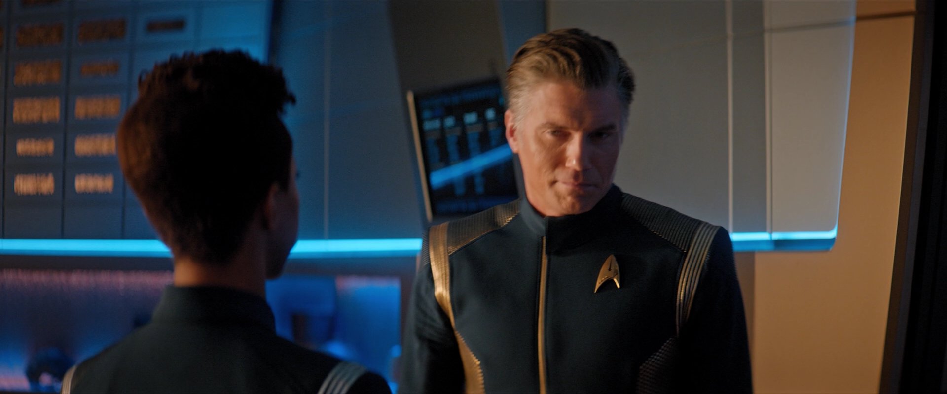 extant_StarTrekDiscovery_2x04-AnObolForCharon_05793.jpg