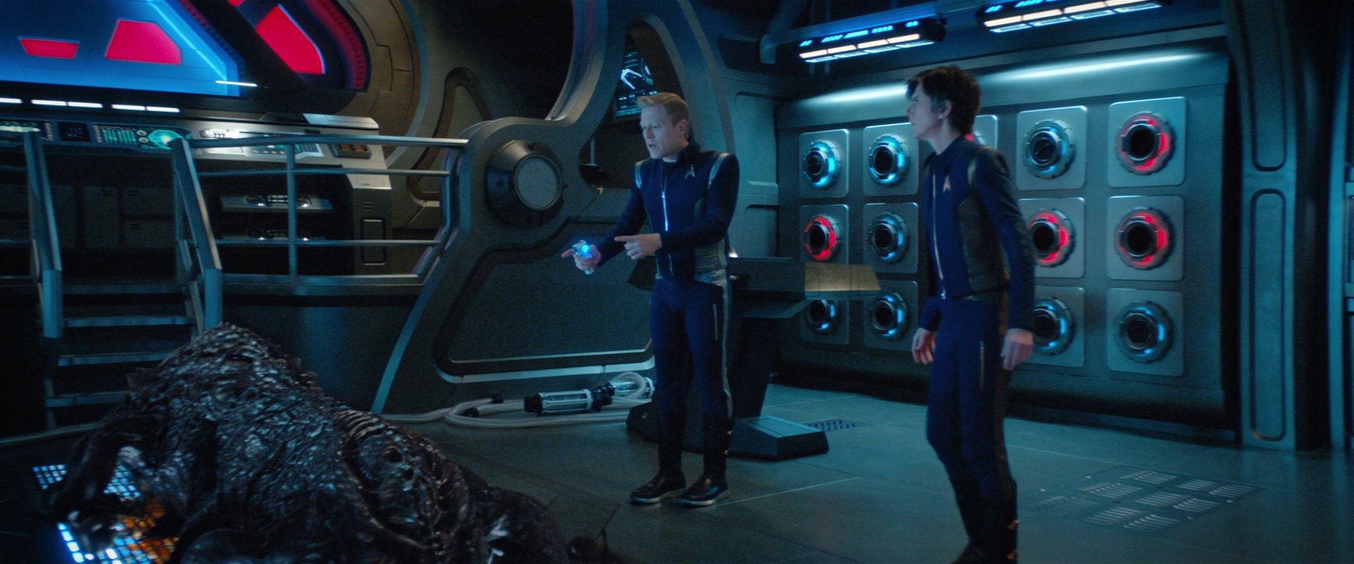 extant_StarTrekDiscovery_2x04-AnObolForCharon_05971.jpg