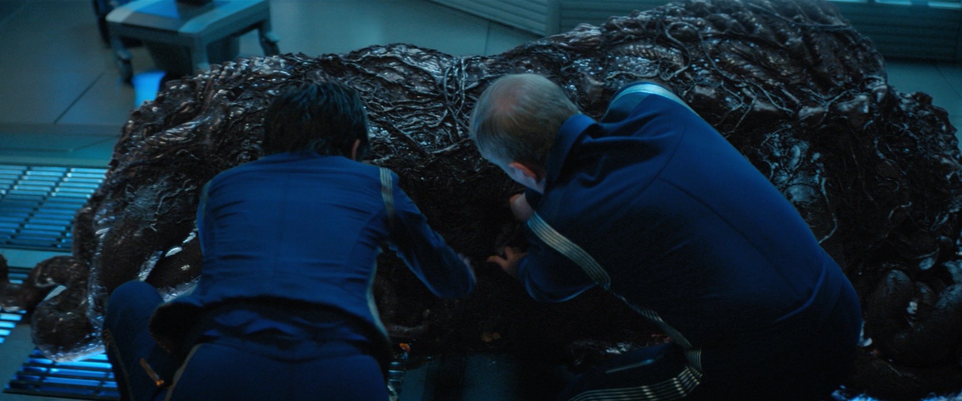 extant_StarTrekDiscovery_2x04-AnObolForCharon_05978.jpg