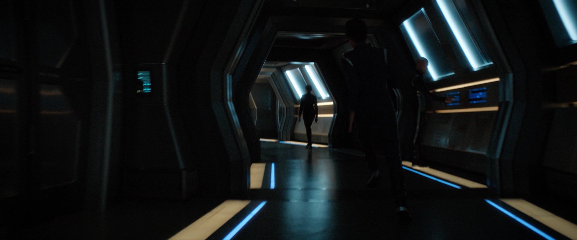 extant_StarTrekDiscovery_2x05-SaintsOfImperfection_00133.jpg