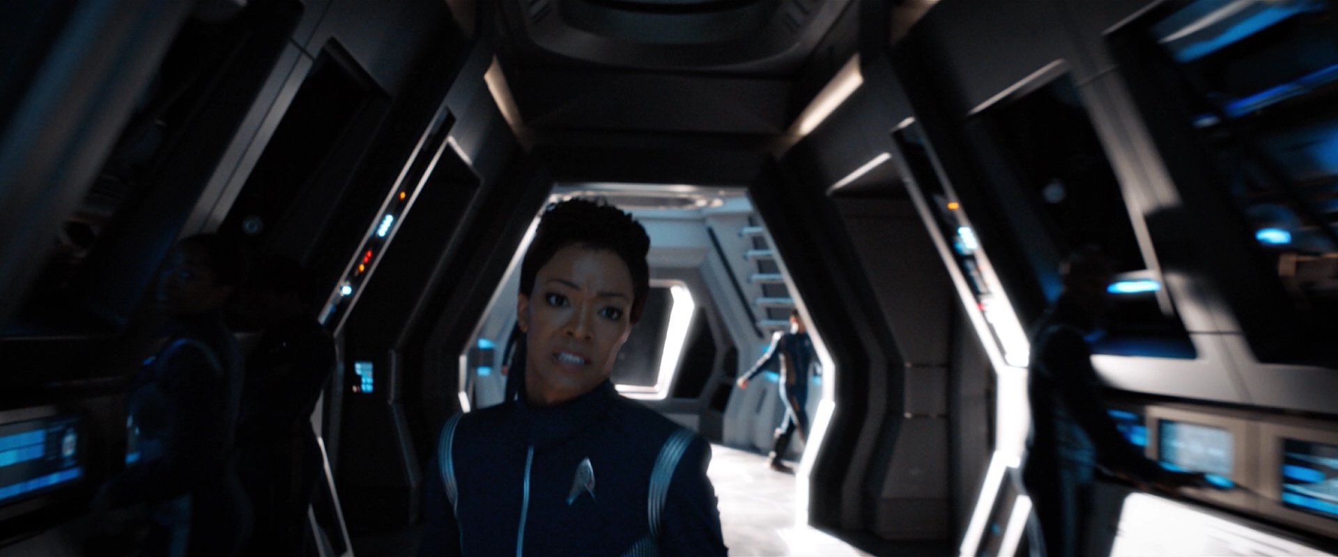 extant_StarTrekDiscovery_2x05-SaintsOfImperfection_00138.jpg