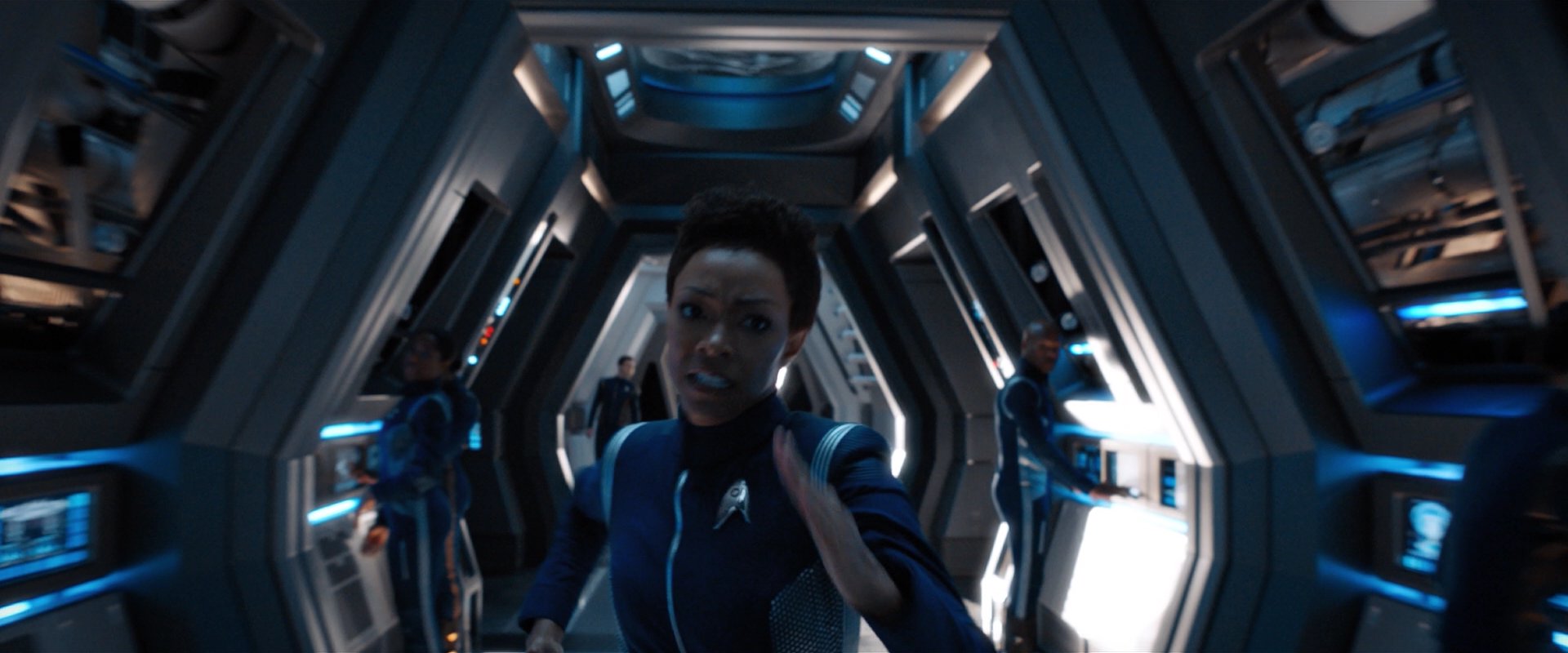 extant_StarTrekDiscovery_2x05-SaintsOfImperfection_00140.jpg