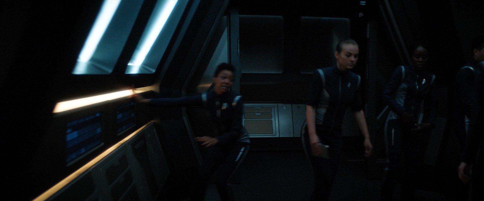 extant_StarTrekDiscovery_2x05-SaintsOfImperfection_00148.jpg