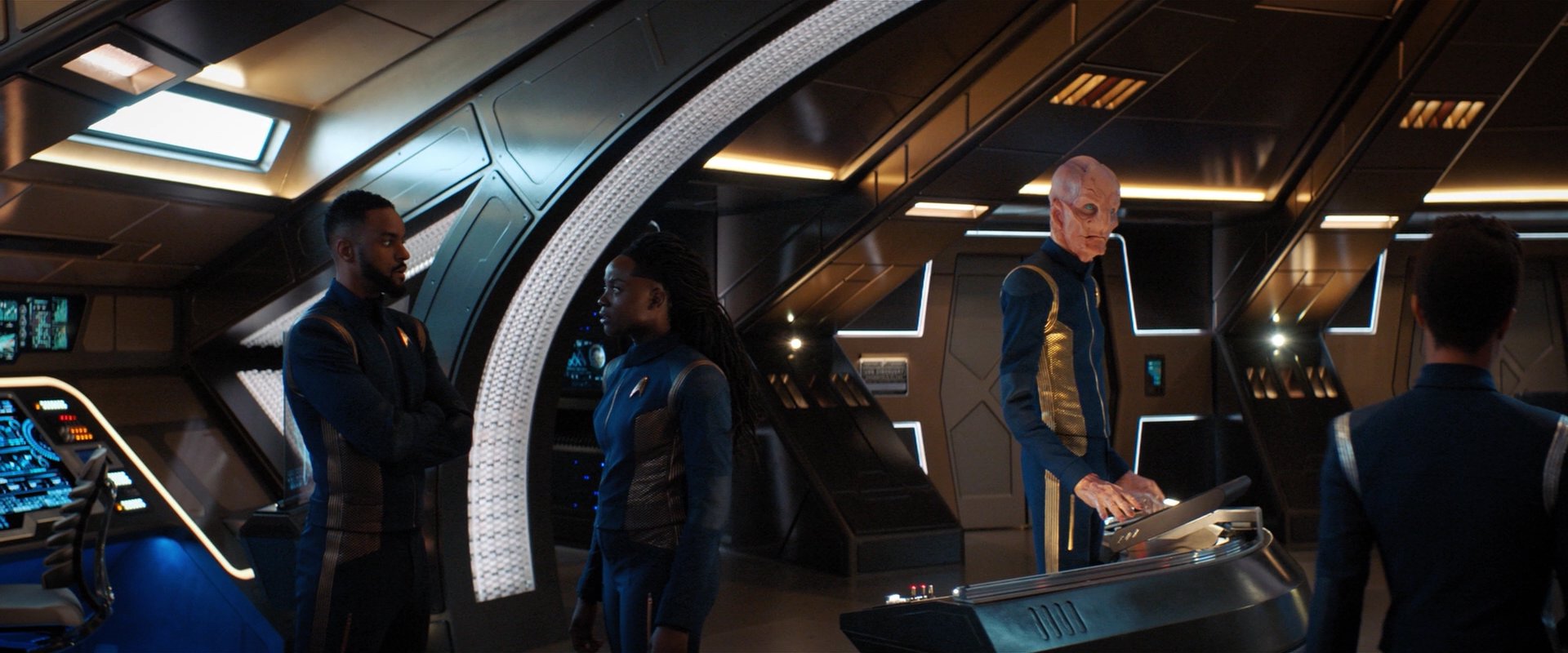 extant_StarTrekDiscovery_2x05-SaintsOfImperfection_00313.jpg