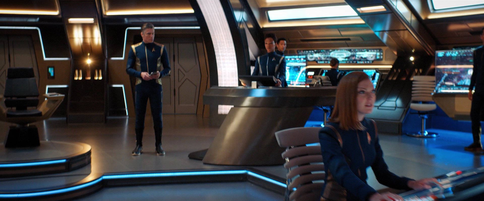 extant_StarTrekDiscovery_2x05-SaintsOfImperfection_00345.jpg