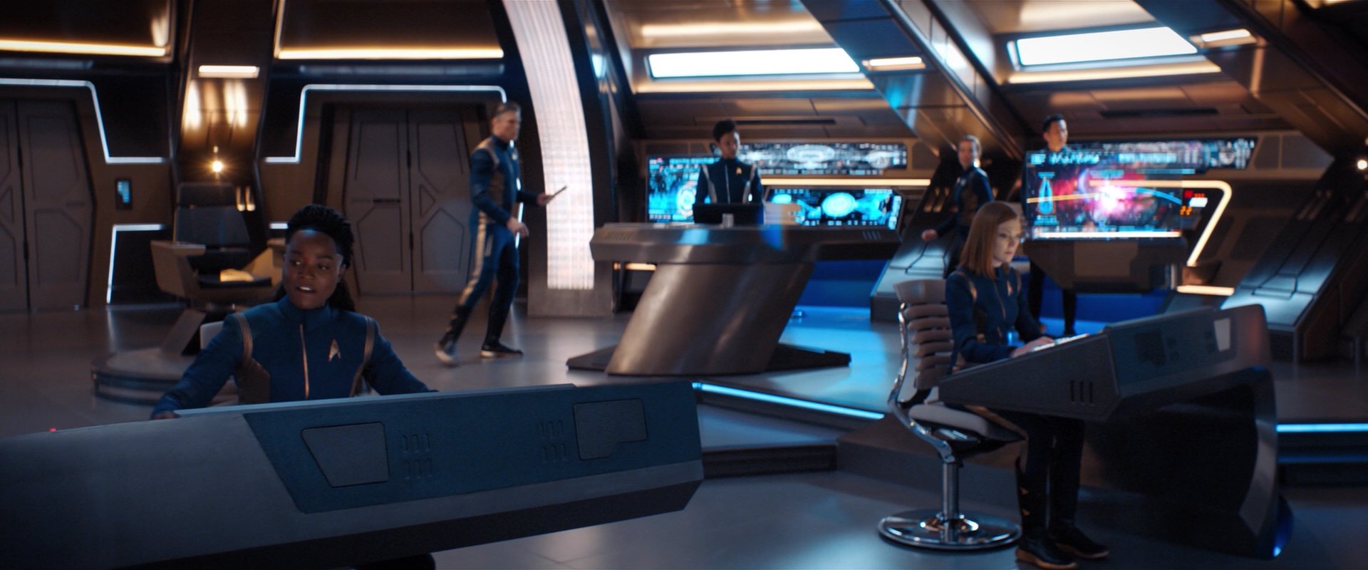 extant_StarTrekDiscovery_2x05-SaintsOfImperfection_00368.jpg