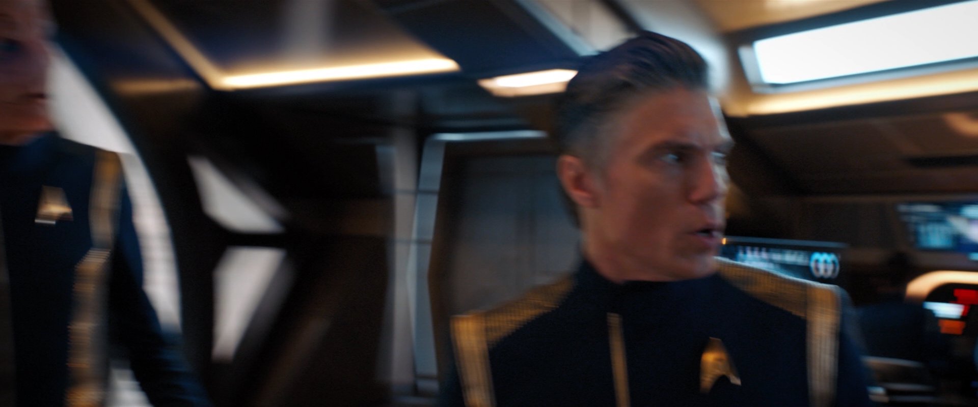 extant_StarTrekDiscovery_2x05-SaintsOfImperfection_00402.jpg