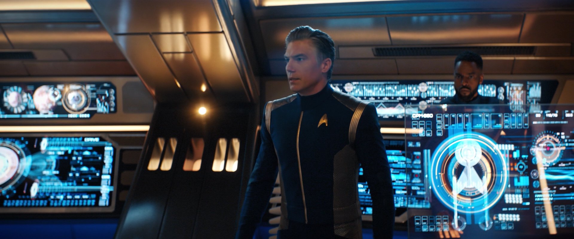 extant_StarTrekDiscovery_2x05-SaintsOfImperfection_00408.jpg