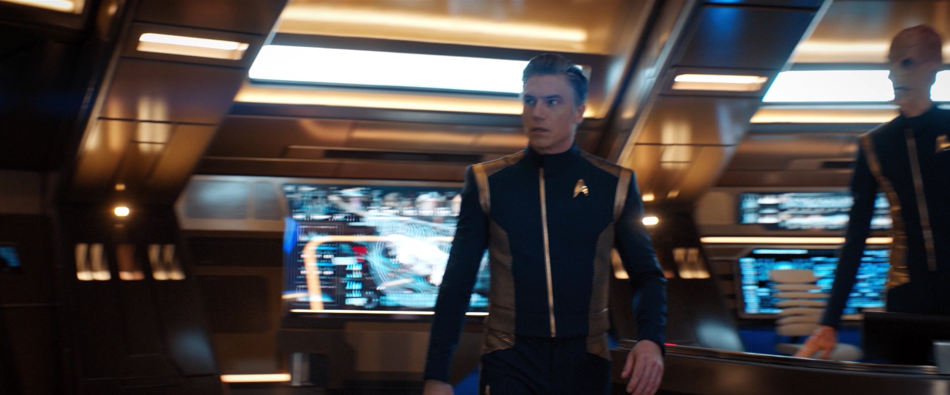 extant_StarTrekDiscovery_2x05-SaintsOfImperfection_00418.jpg