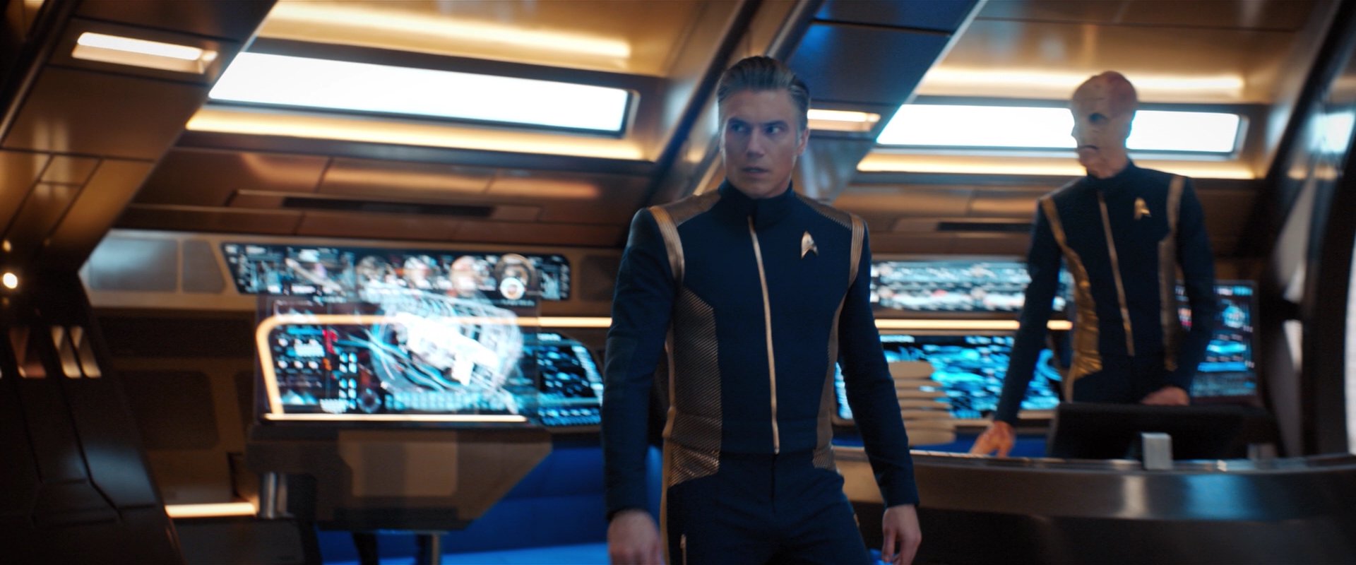 extant_StarTrekDiscovery_2x05-SaintsOfImperfection_00419.jpg