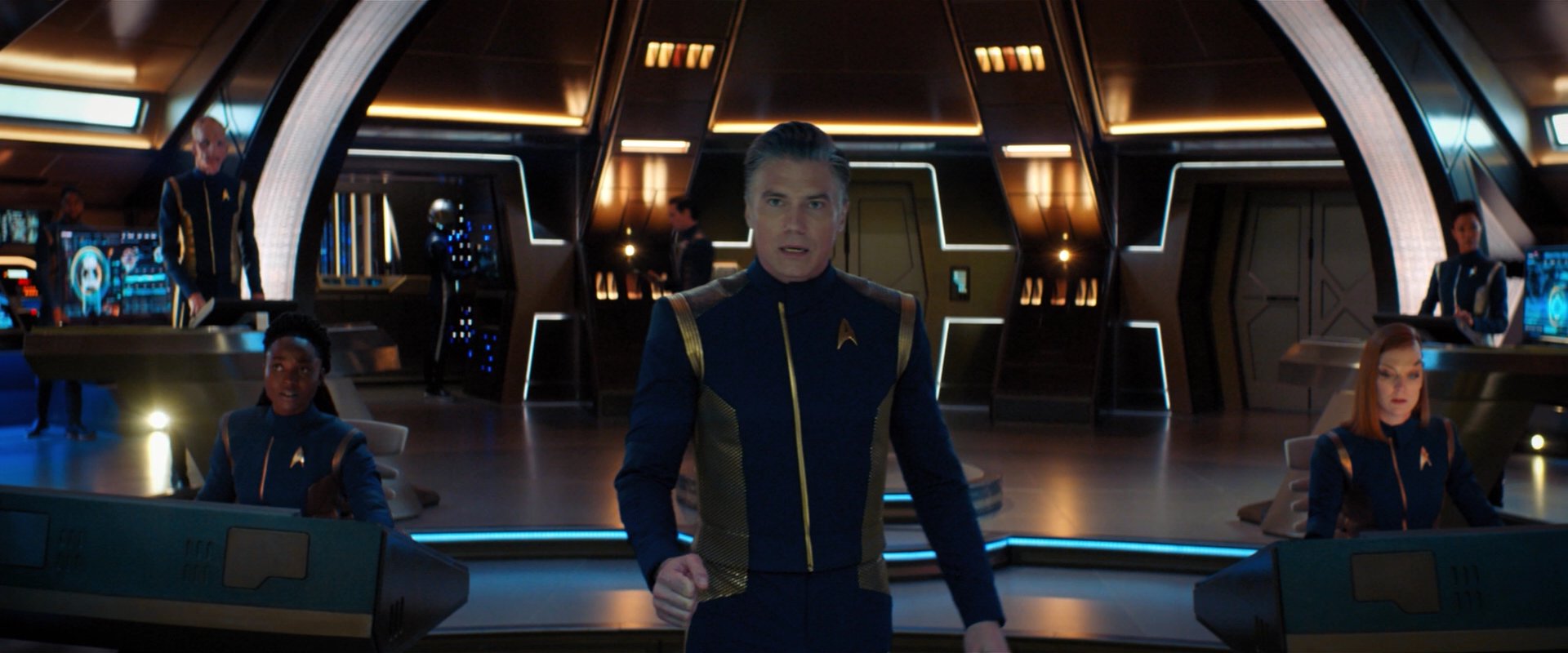 extant_StarTrekDiscovery_2x05-SaintsOfImperfection_00433.jpg