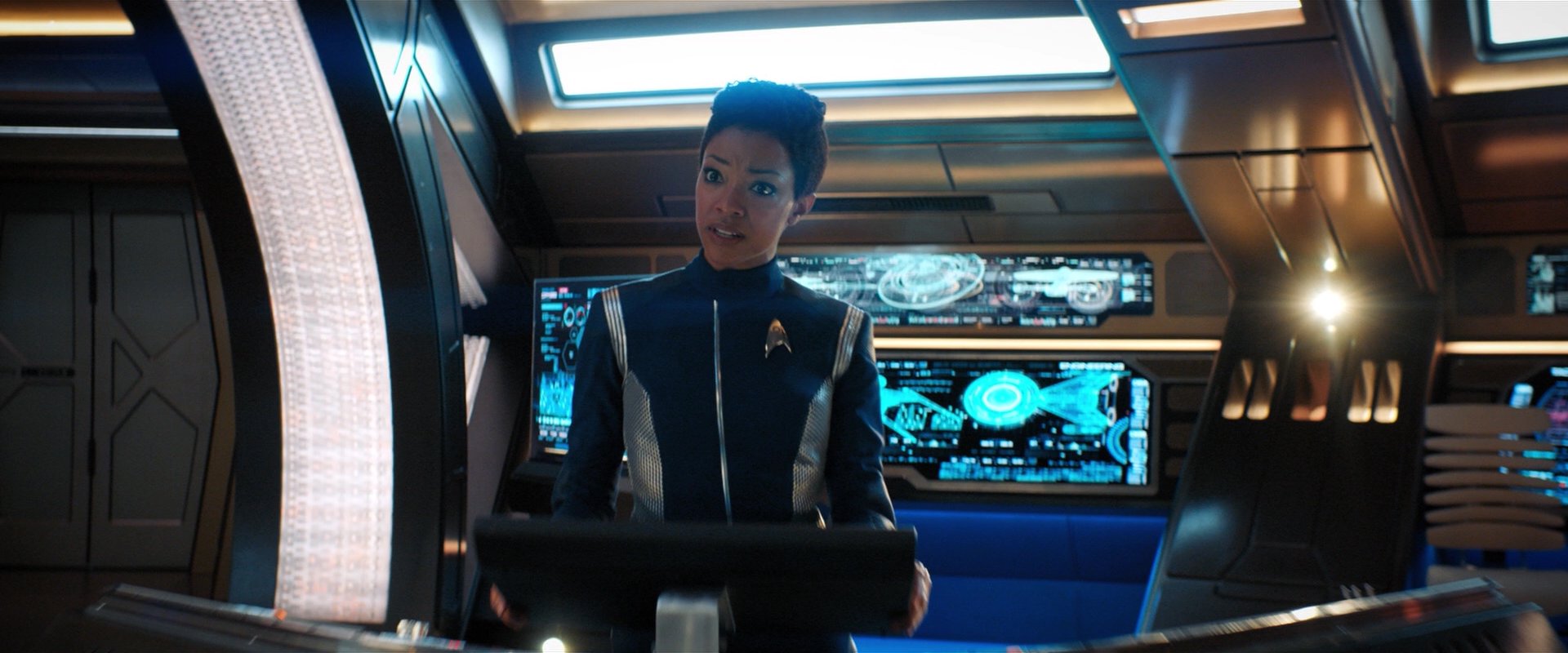extant_StarTrekDiscovery_2x05-SaintsOfImperfection_00502.jpg