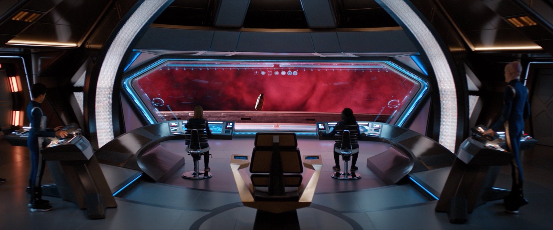 extant_StarTrekDiscovery_2x05-SaintsOfImperfection_00535.jpg