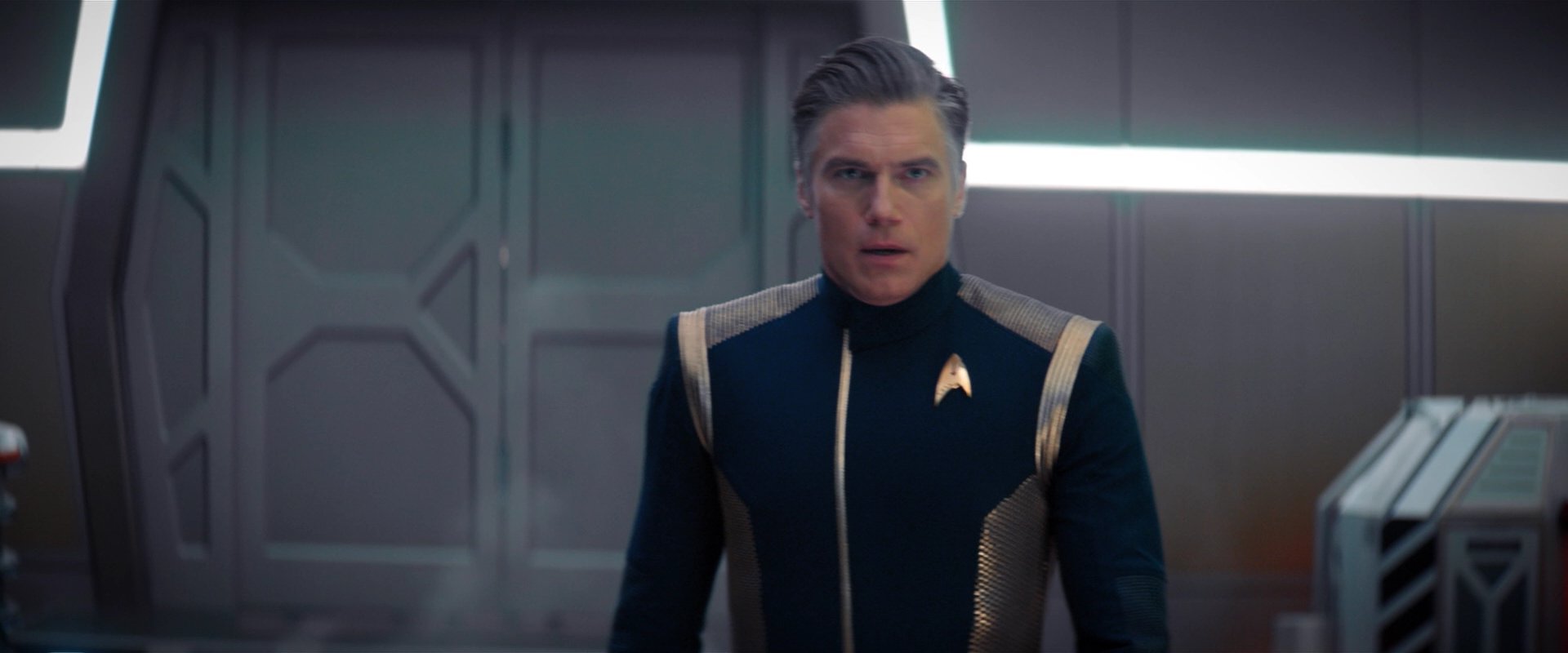 extant_StarTrekDiscovery_2x05-SaintsOfImperfection_00588.jpg