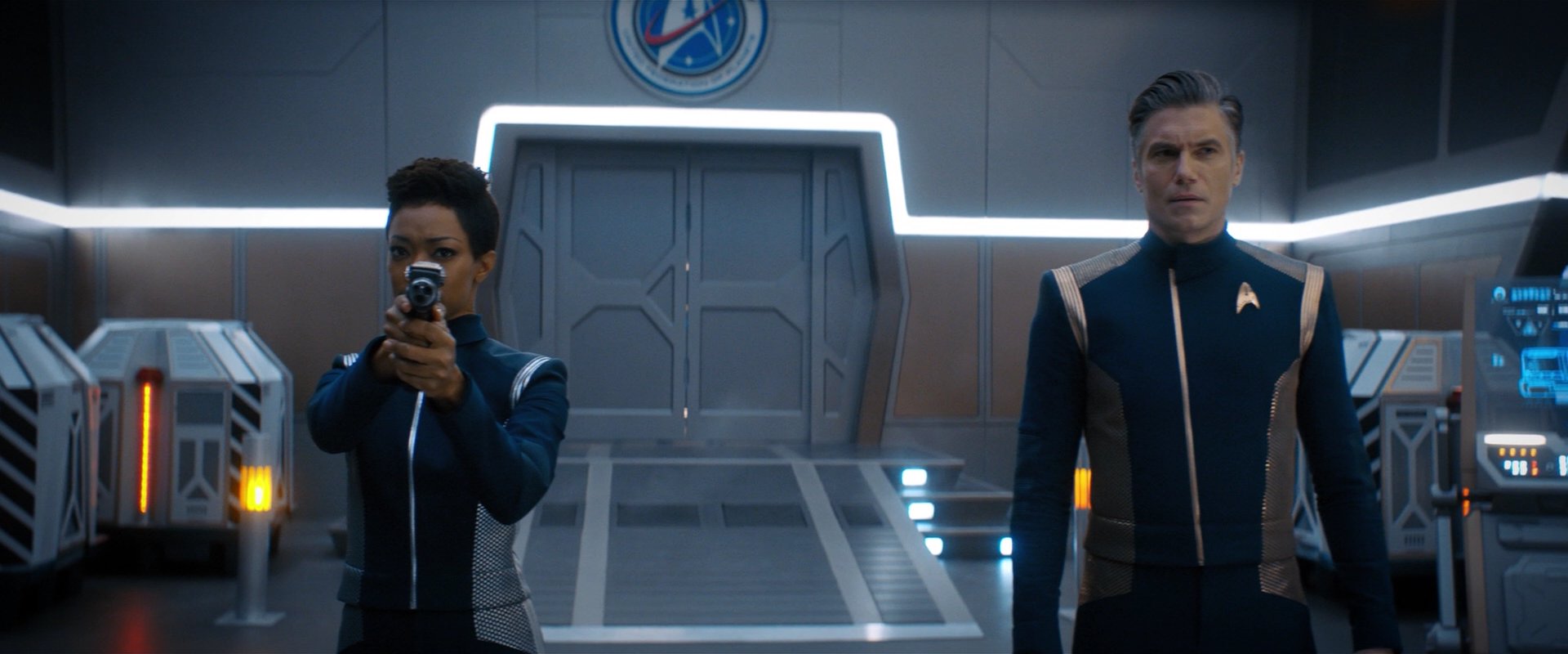 extant_StarTrekDiscovery_2x05-SaintsOfImperfection_00657.jpg