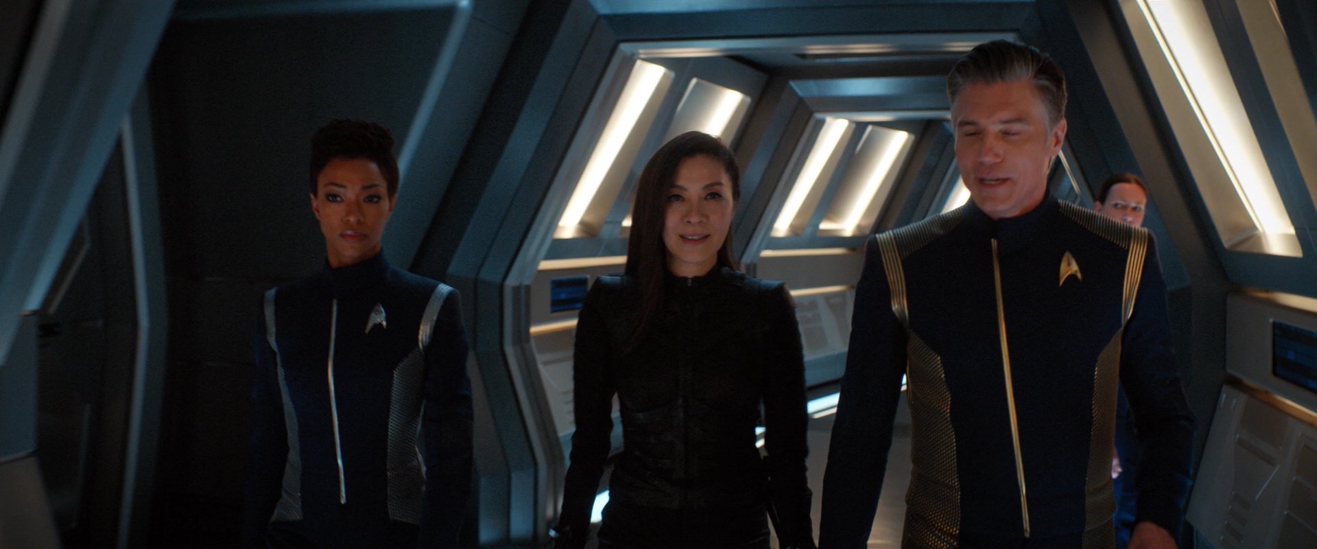 extant_StarTrekDiscovery_2x05-SaintsOfImperfection_00909.jpg