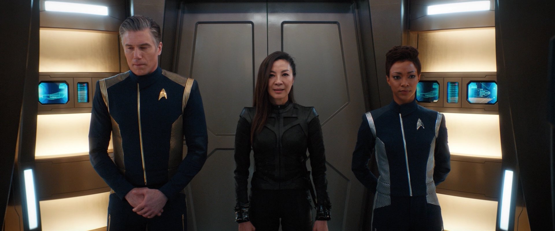 extant_StarTrekDiscovery_2x05-SaintsOfImperfection_00994.jpg
