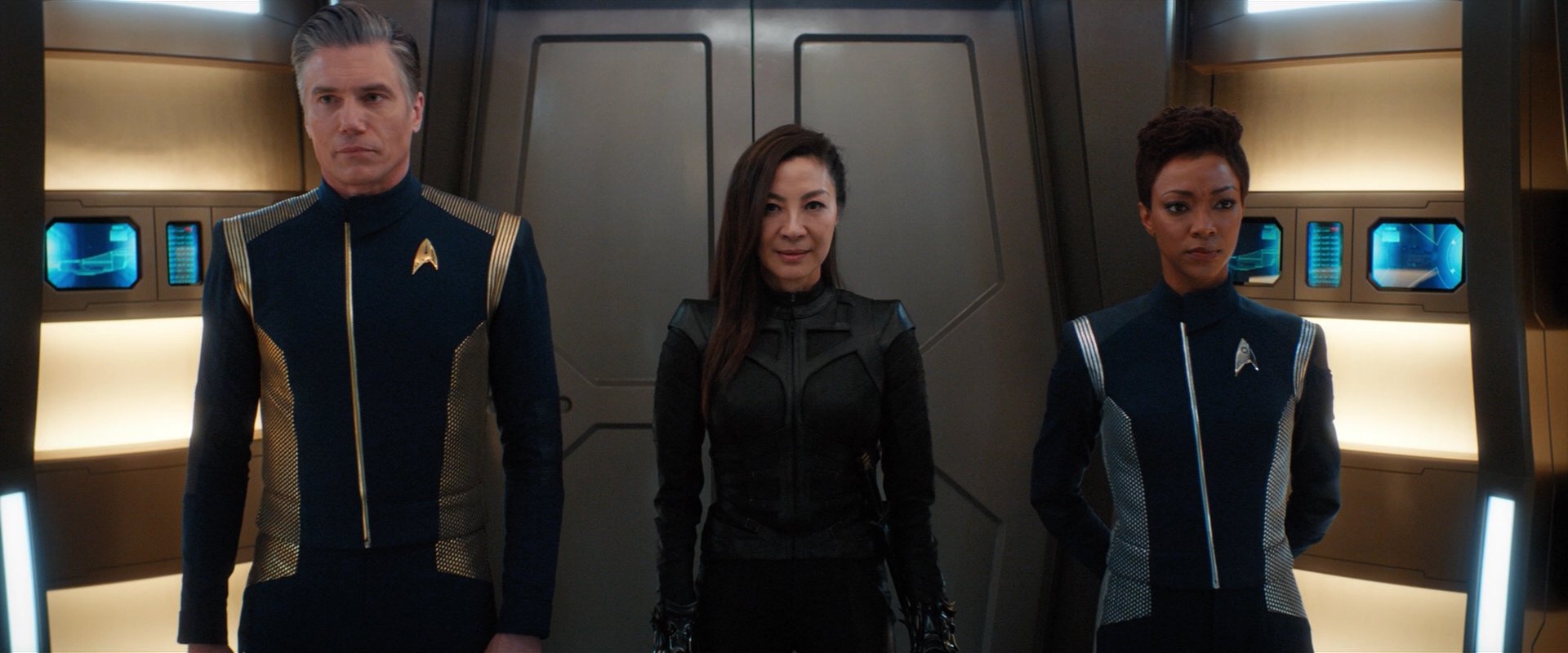 extant_StarTrekDiscovery_2x05-SaintsOfImperfection_00996.jpg