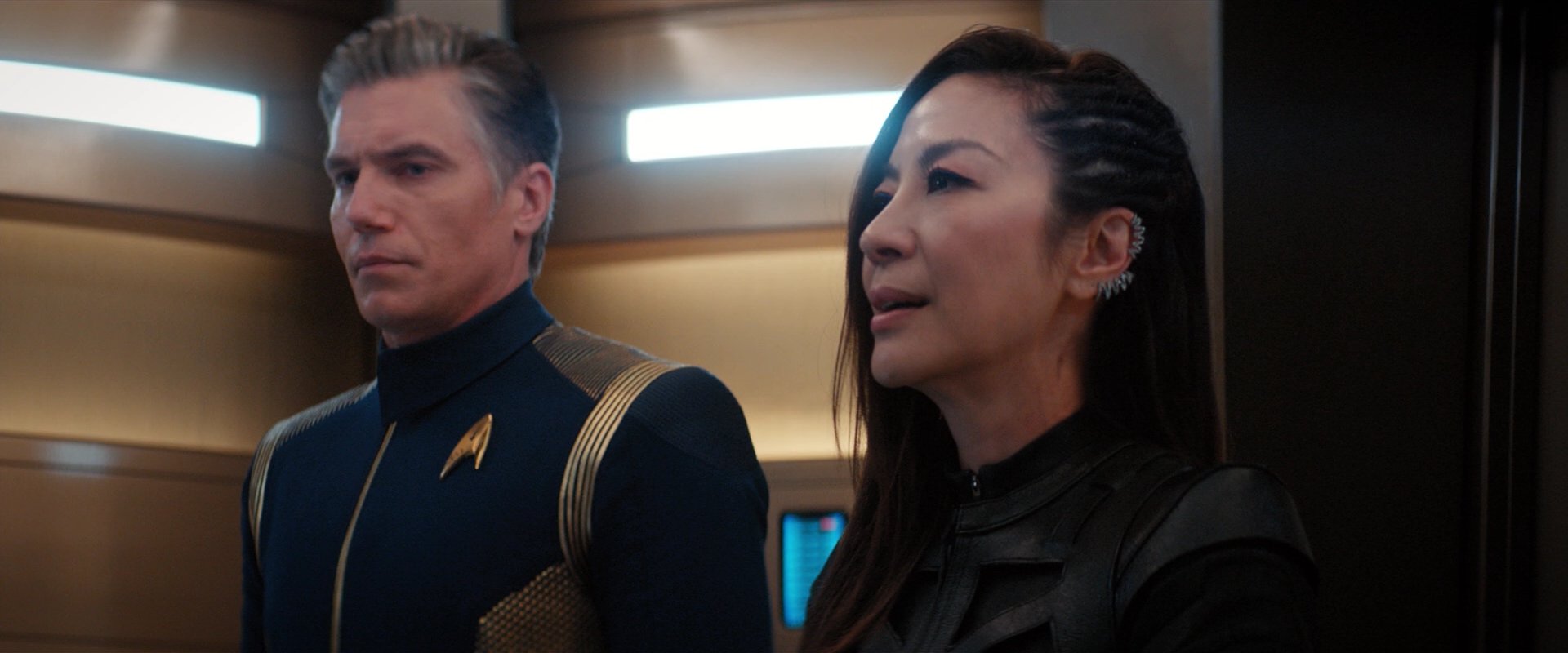 extant_StarTrekDiscovery_2x05-SaintsOfImperfection_00999.jpg