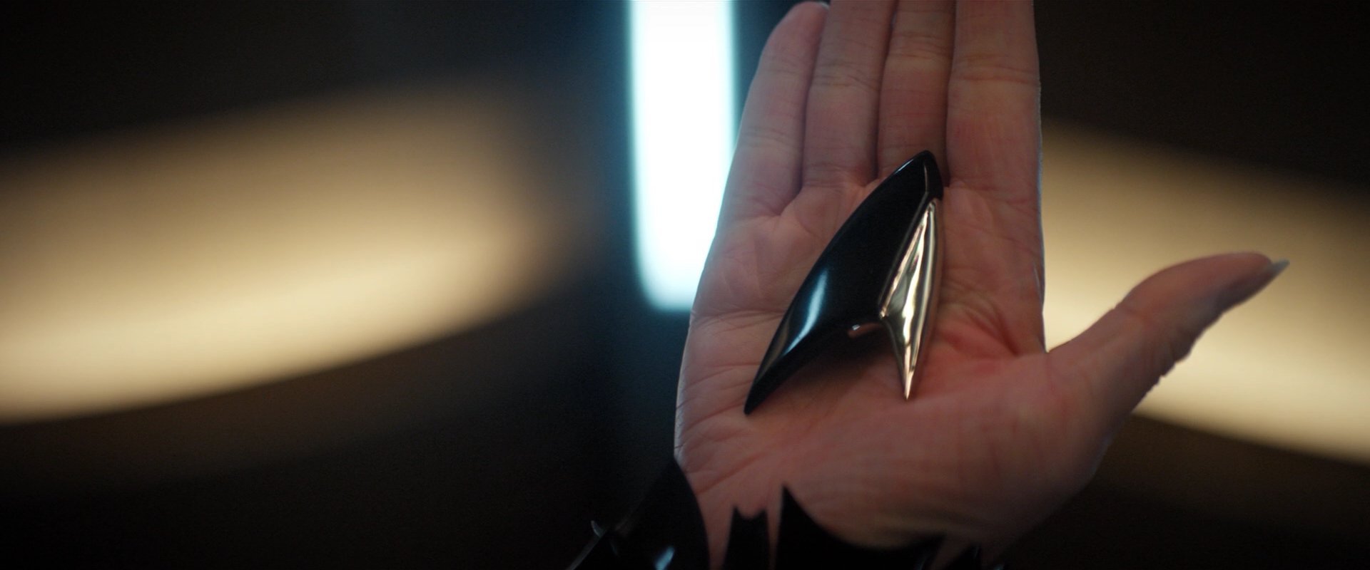 extant_StarTrekDiscovery_2x05-SaintsOfImperfection_01005.jpg