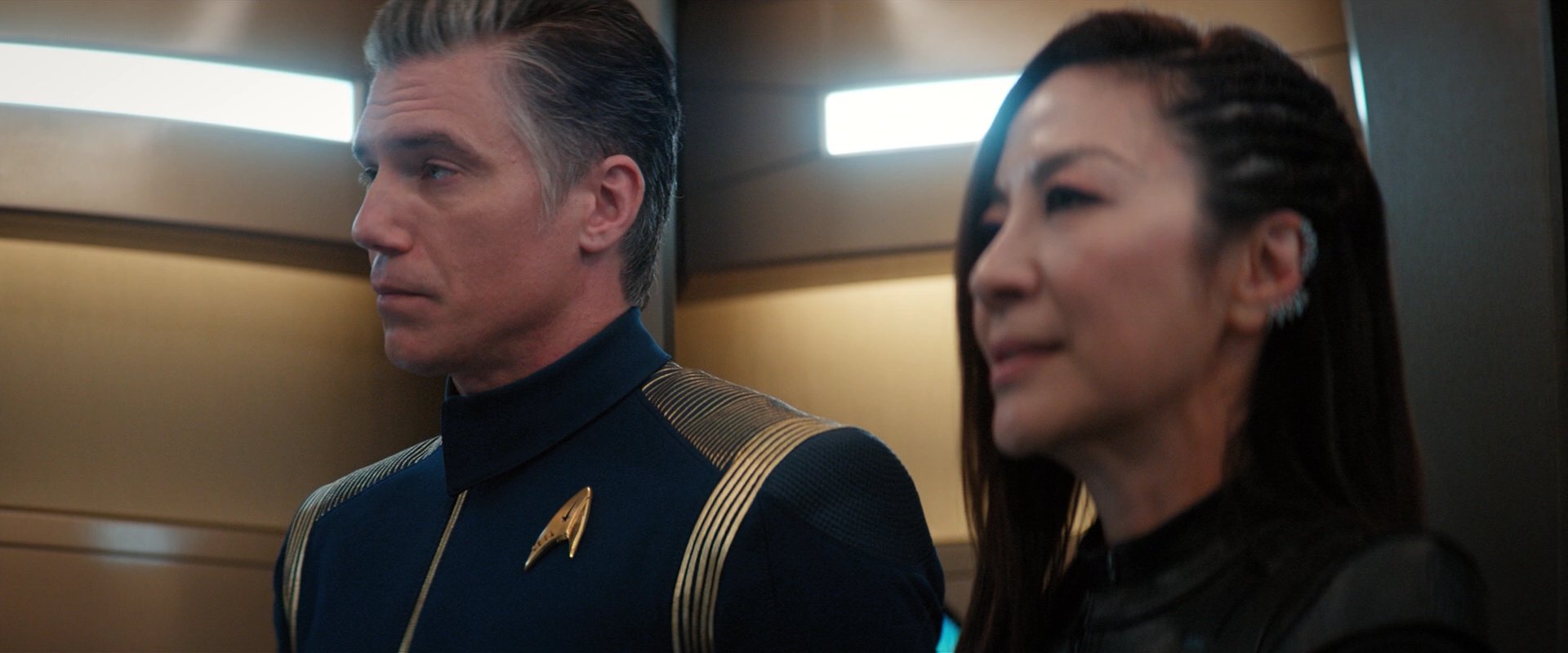 extant_StarTrekDiscovery_2x05-SaintsOfImperfection_01015.jpg