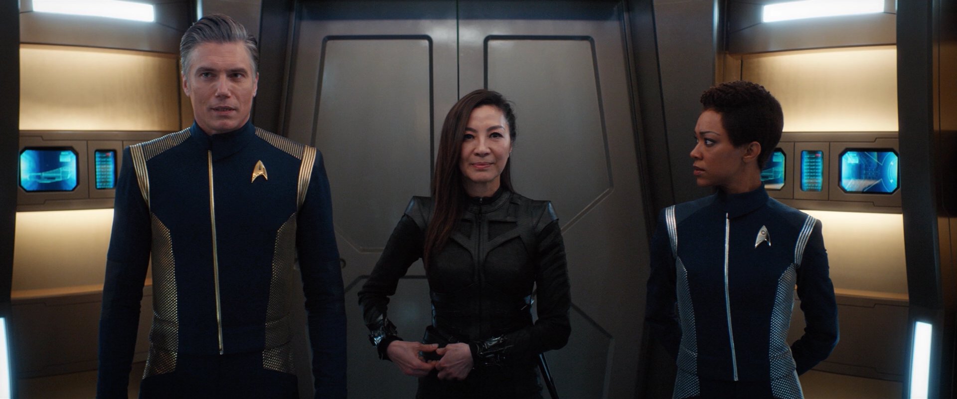 extant_StarTrekDiscovery_2x05-SaintsOfImperfection_01018.jpg