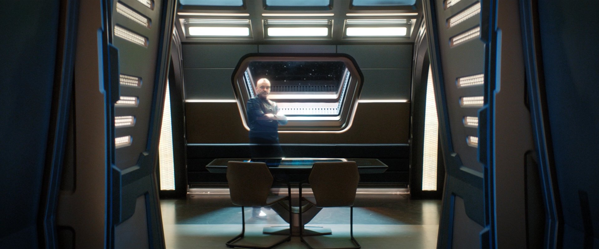 extant_StarTrekDiscovery_2x05-SaintsOfImperfection_01082.jpg