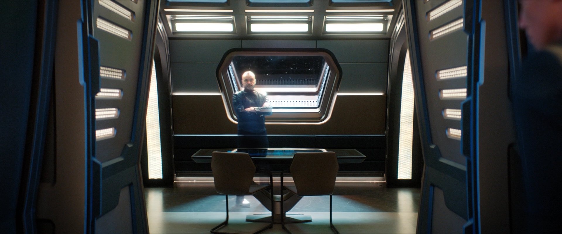 extant_StarTrekDiscovery_2x05-SaintsOfImperfection_01083.jpg