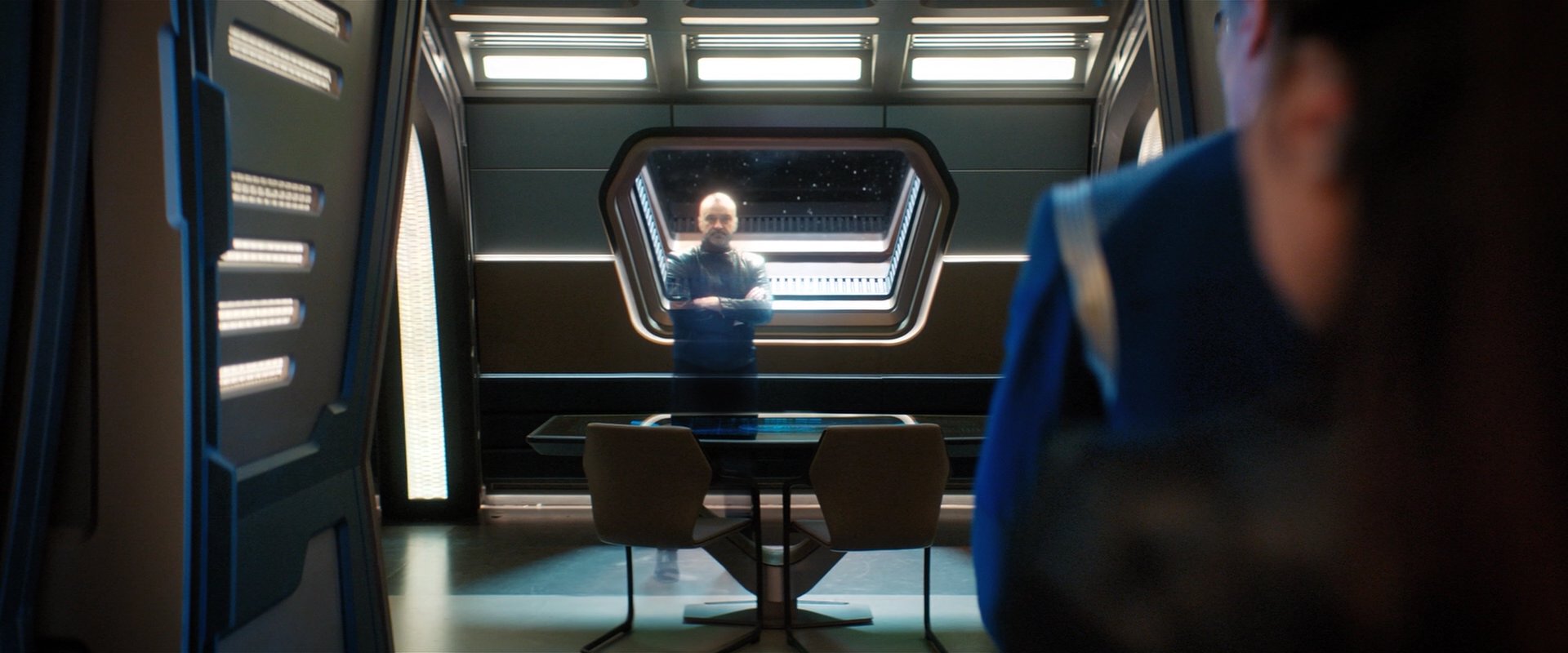 extant_StarTrekDiscovery_2x05-SaintsOfImperfection_01084.jpg