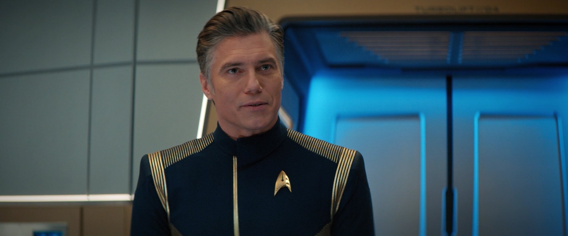 extant_StarTrekDiscovery_2x05-SaintsOfImperfection_01161.jpg