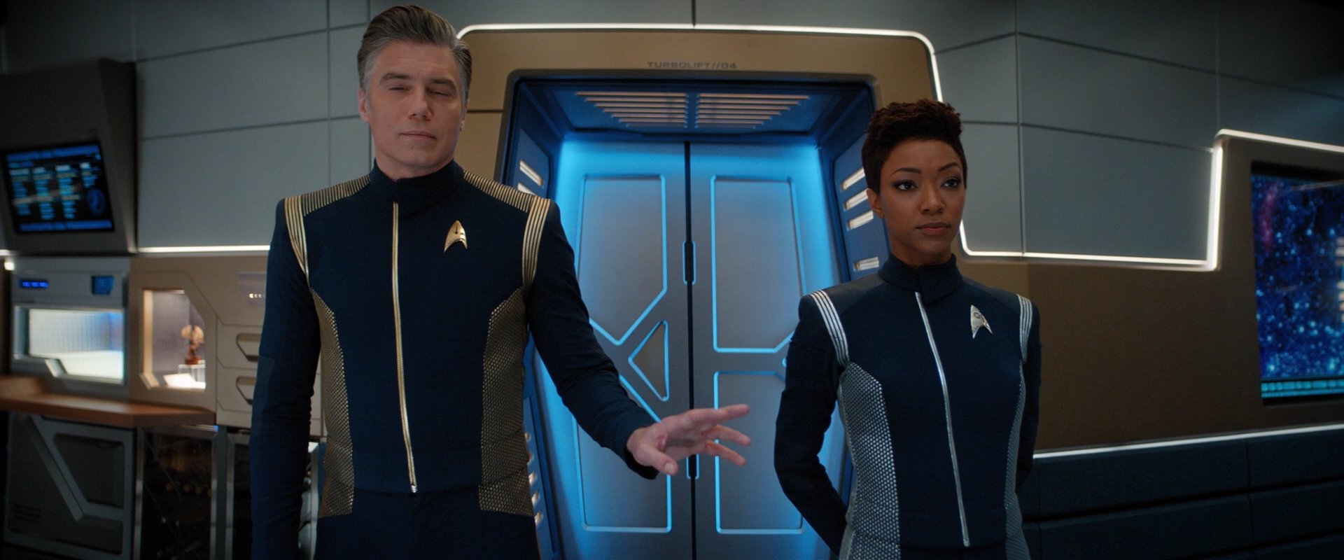 extant_StarTrekDiscovery_2x05-SaintsOfImperfection_01182.jpg