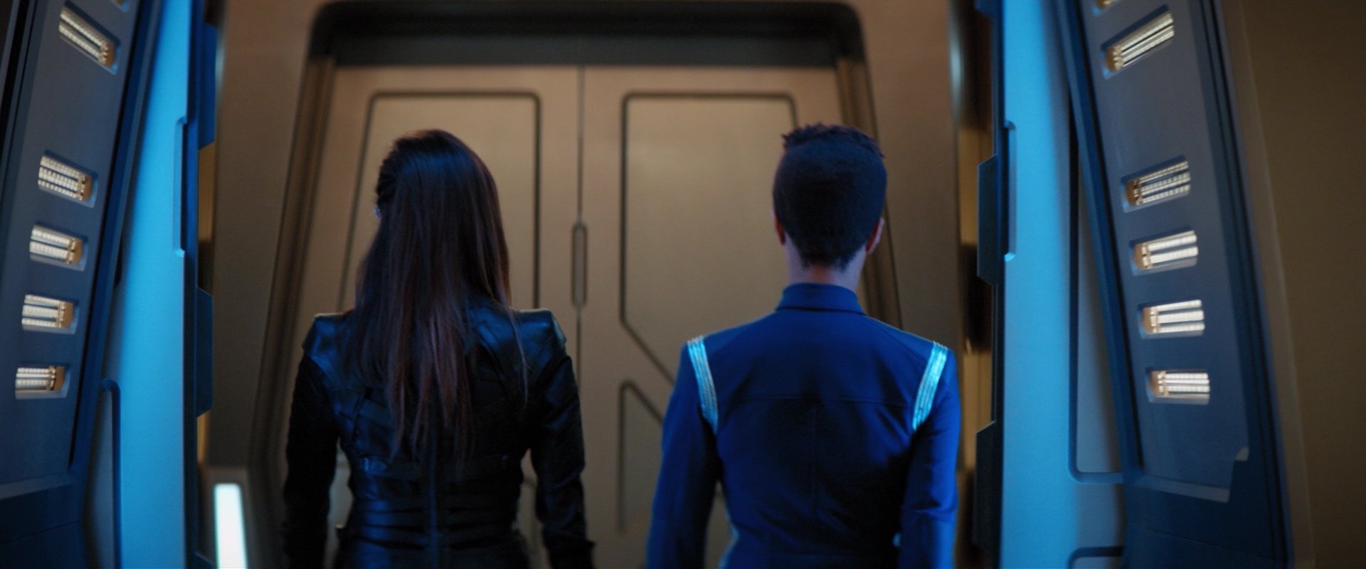 extant_StarTrekDiscovery_2x05-SaintsOfImperfection_01278.jpg
