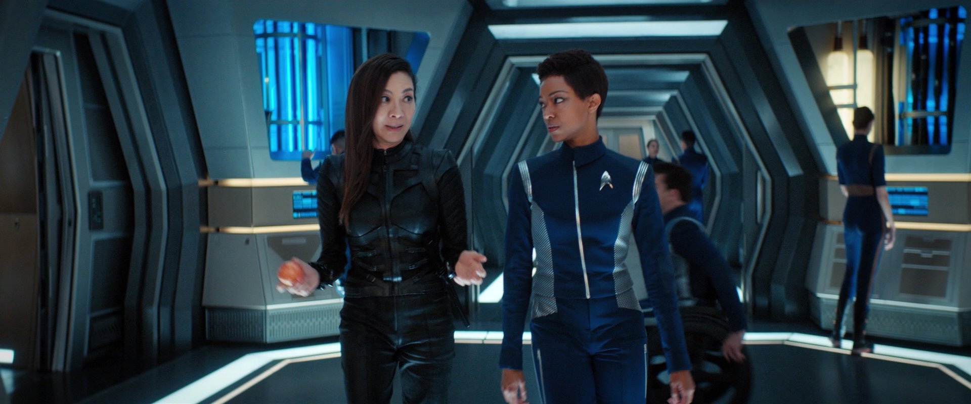 extant_StarTrekDiscovery_2x05-SaintsOfImperfection_01298.jpg