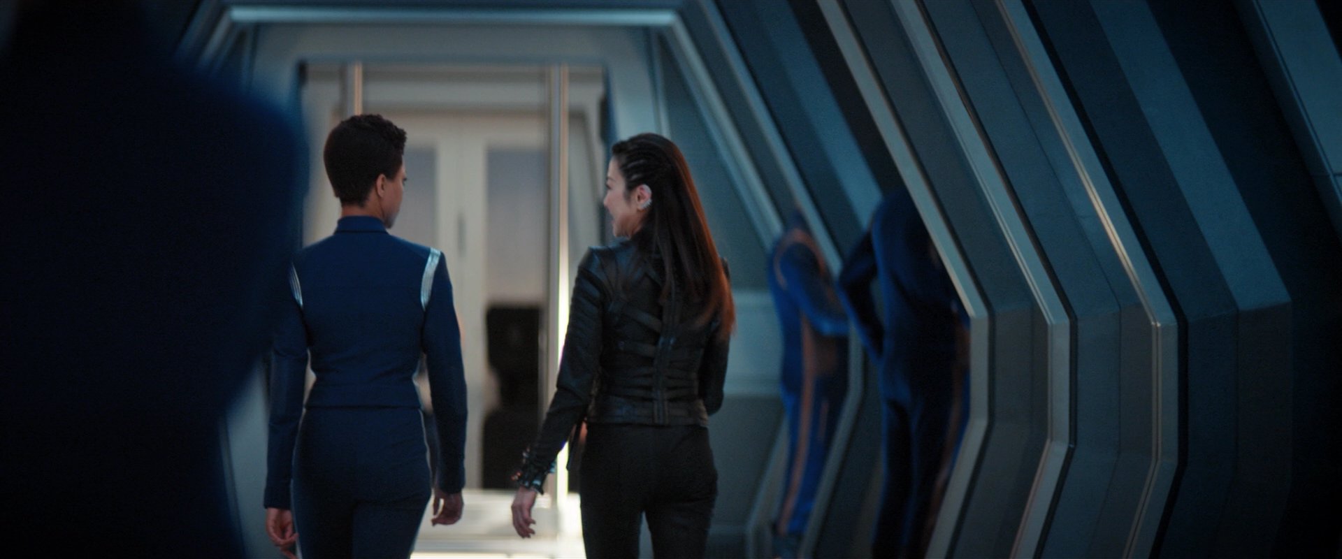 extant_StarTrekDiscovery_2x05-SaintsOfImperfection_01301.jpg