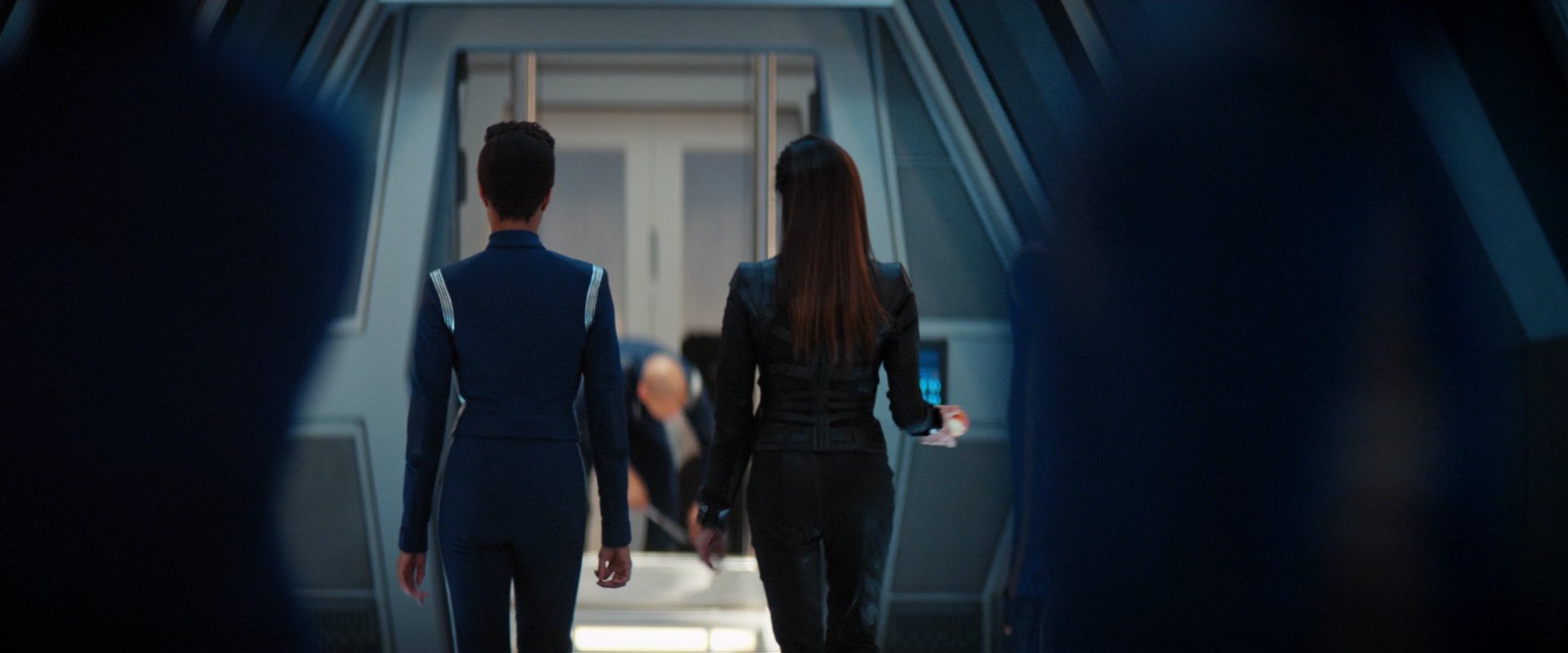 extant_StarTrekDiscovery_2x05-SaintsOfImperfection_01304.jpg