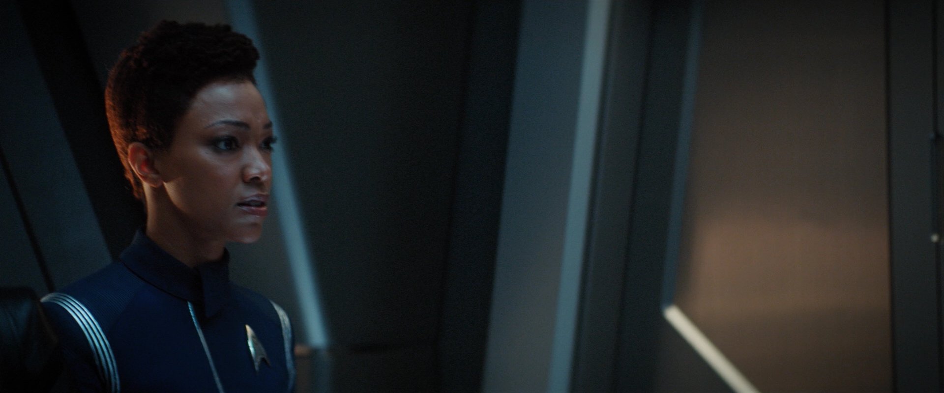 extant_StarTrekDiscovery_2x05-SaintsOfImperfection_01325.jpg
