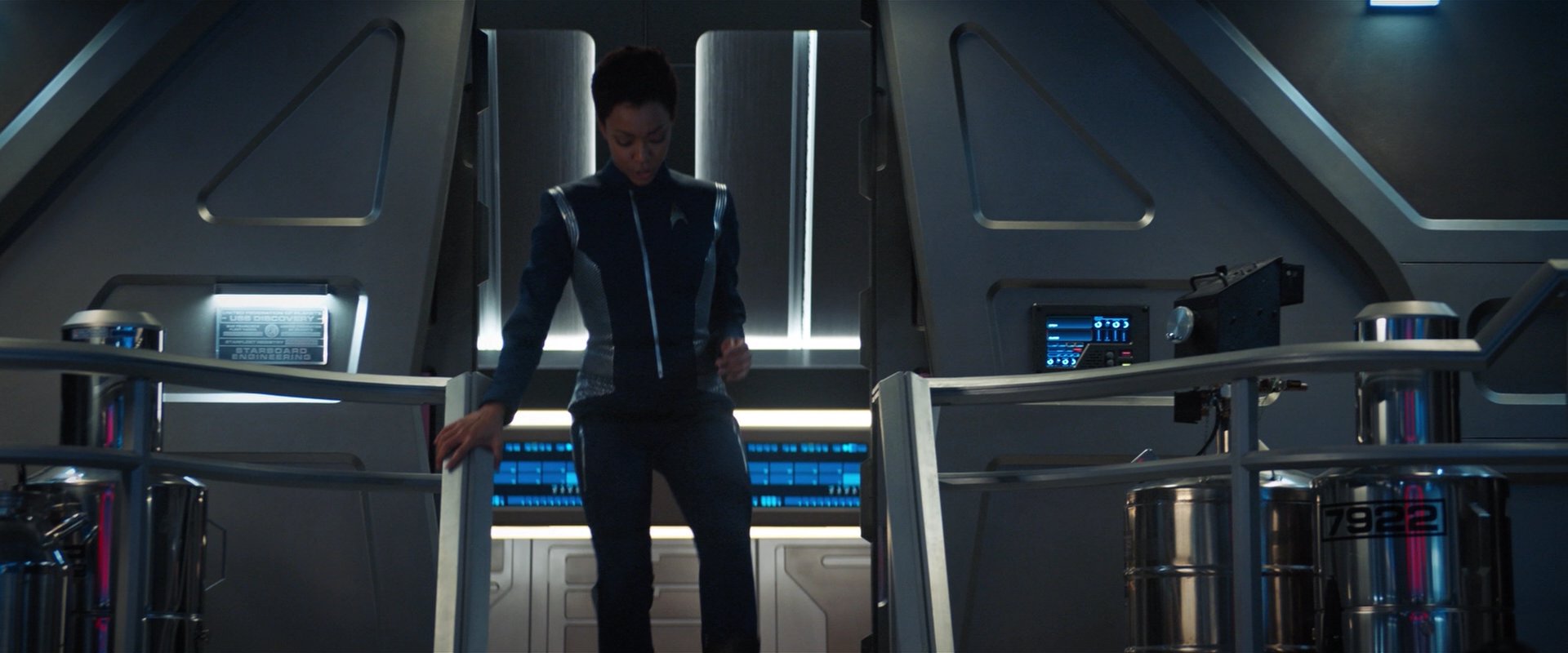 extant_StarTrekDiscovery_2x05-SaintsOfImperfection_01431.jpg